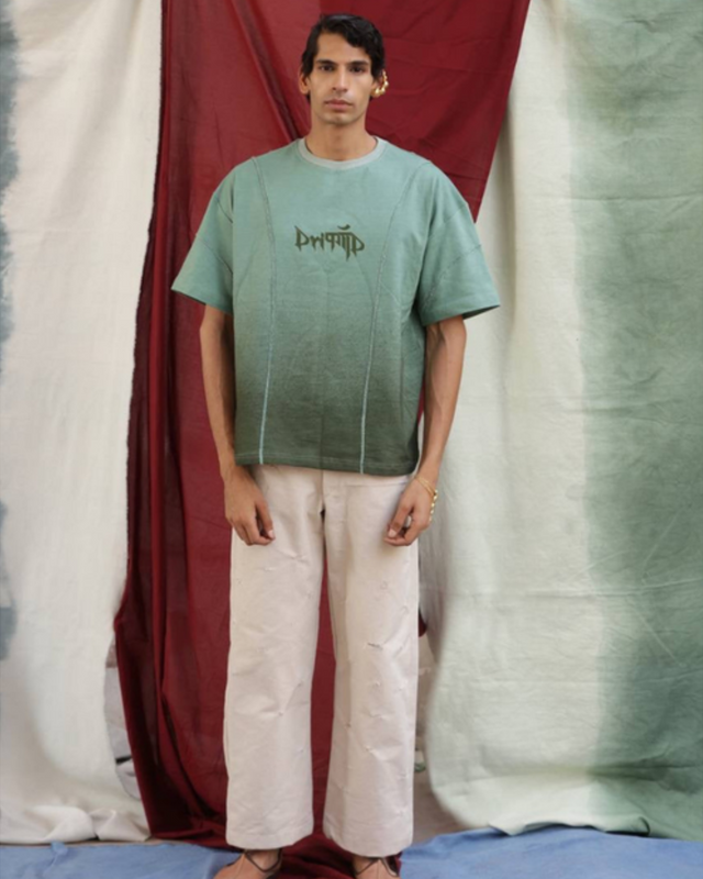 DUSTY GREEN STRIPED - Tshirt