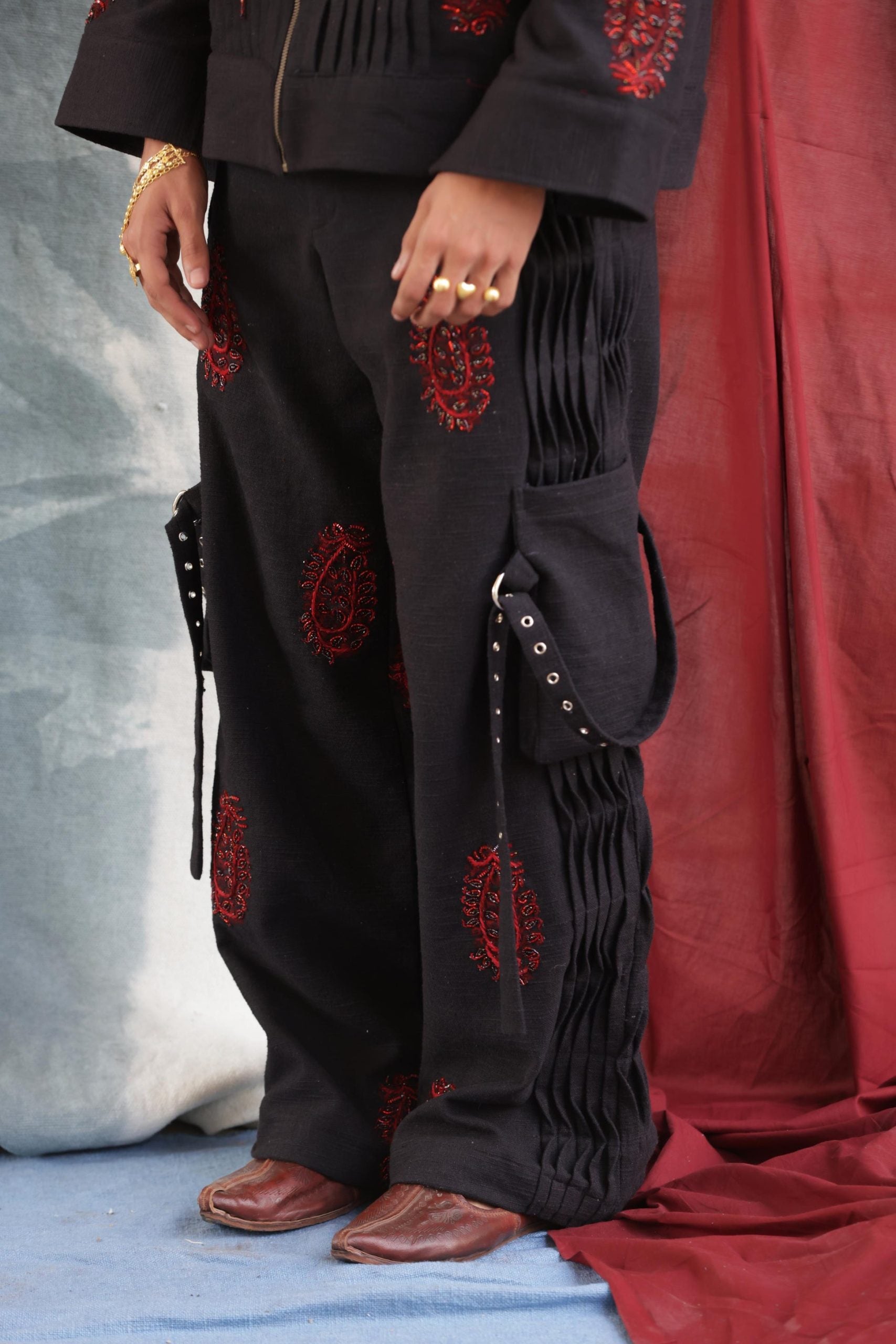 KALIDAS HAND EMBROIDERED - PANTS