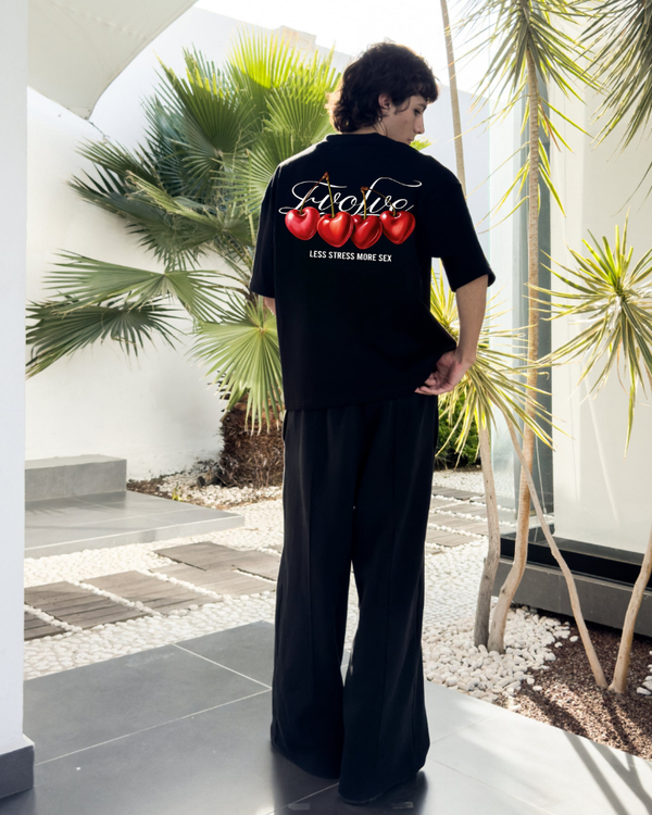 CHERRY SEASON T-SHIRT [UNISEX]