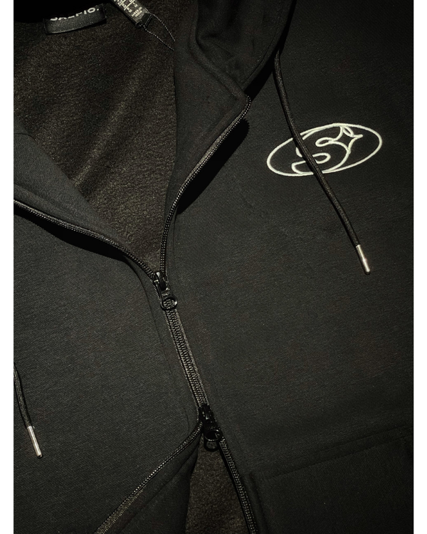 EMBLEM ZIPPER BLACK