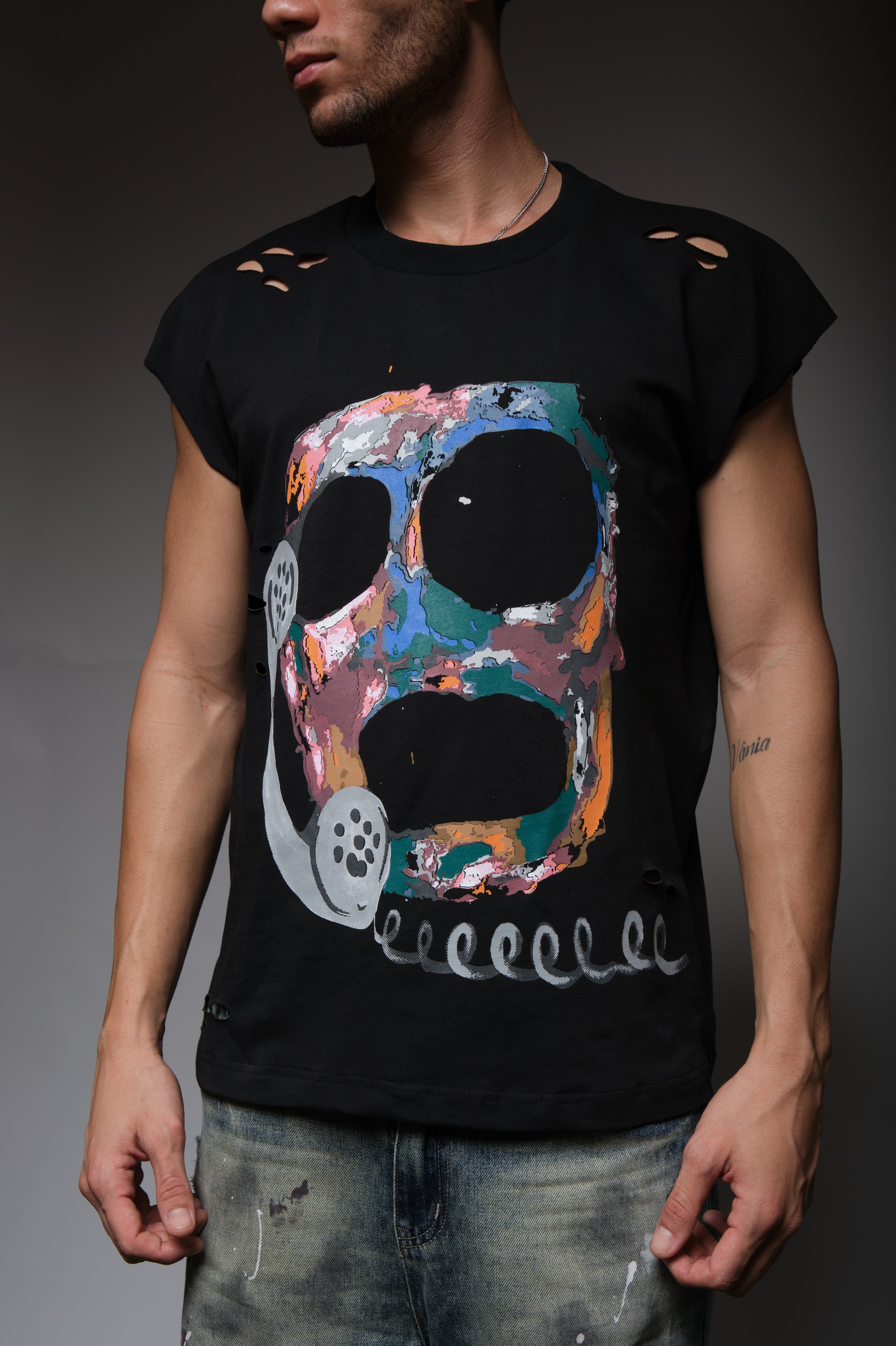 CALL YOUR DEALER DISTRESSED SLEEVELESS T BLACK, DYSTOPIA