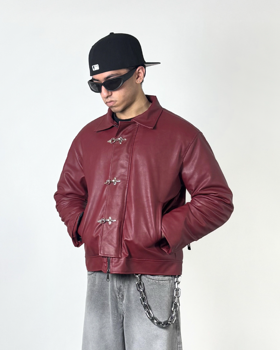 FIREMAN CLASP JACKET - CHERRY RED