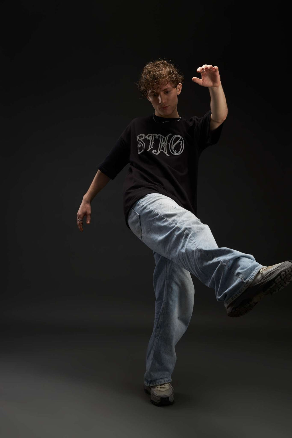 444 BLACK TEE