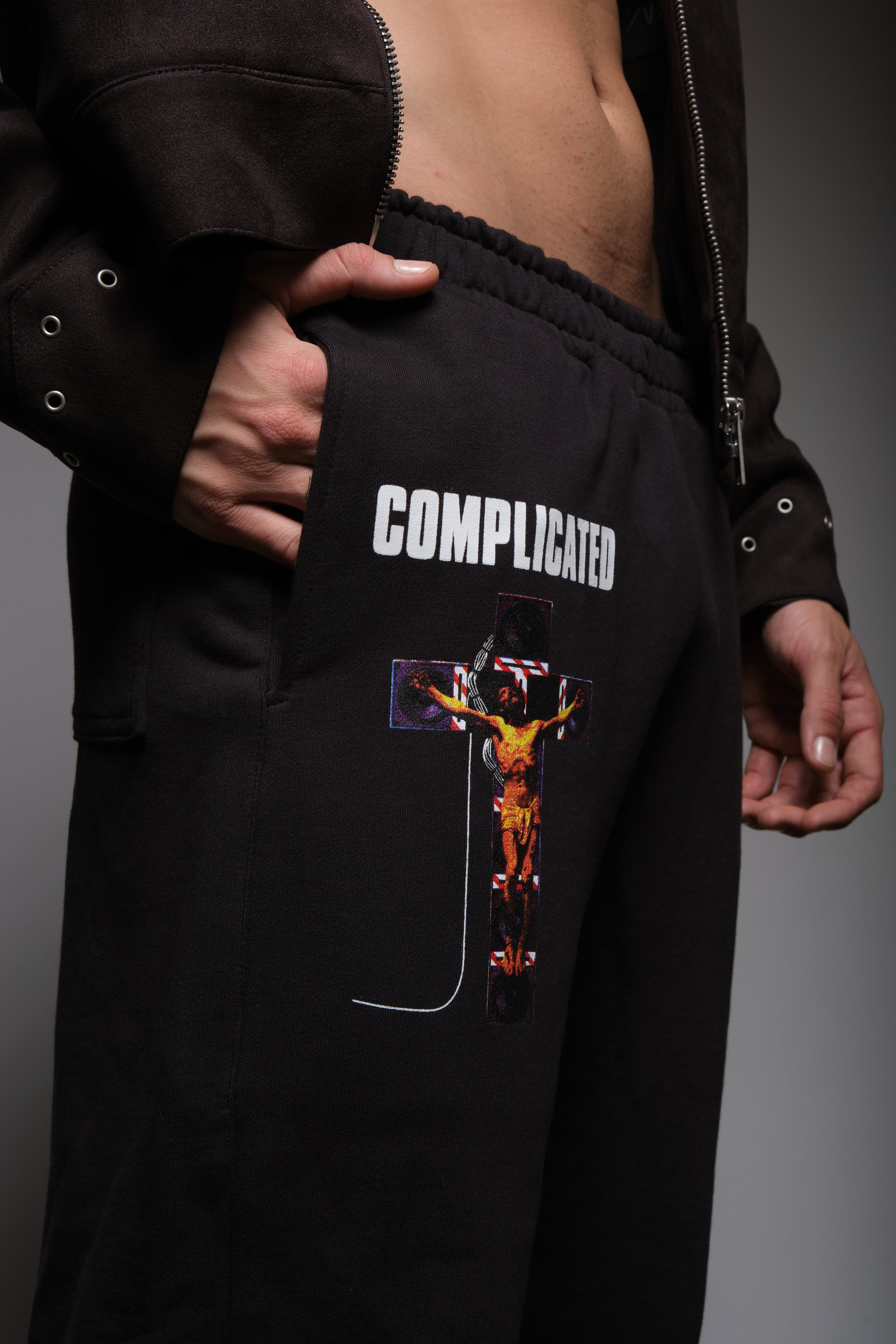 COMPLICATED TRACK PANTS BLACK, DYSTOPIA