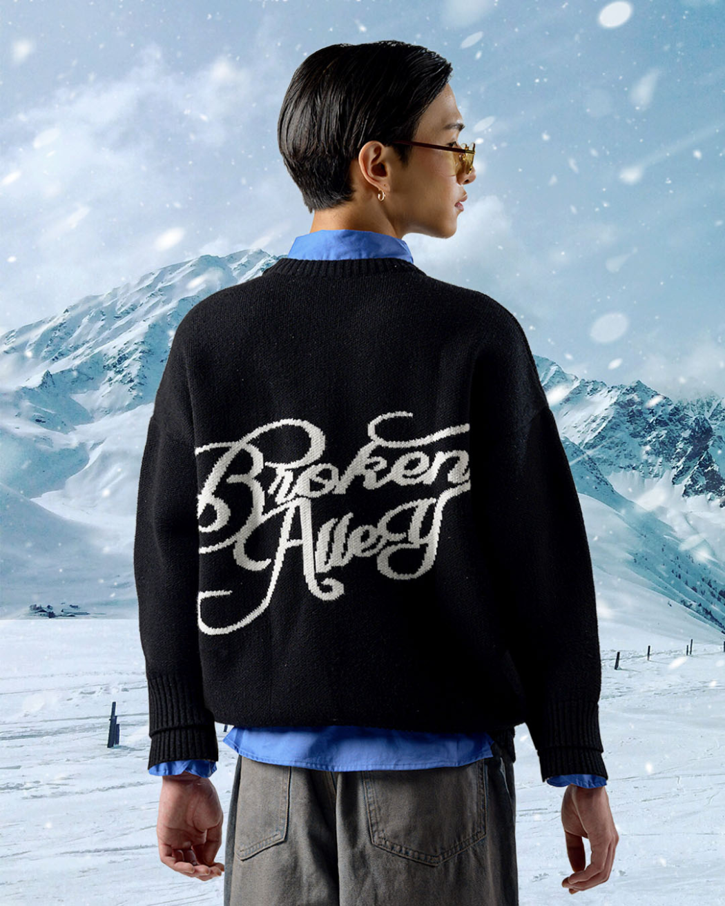 BA MESH CREW SWEATER