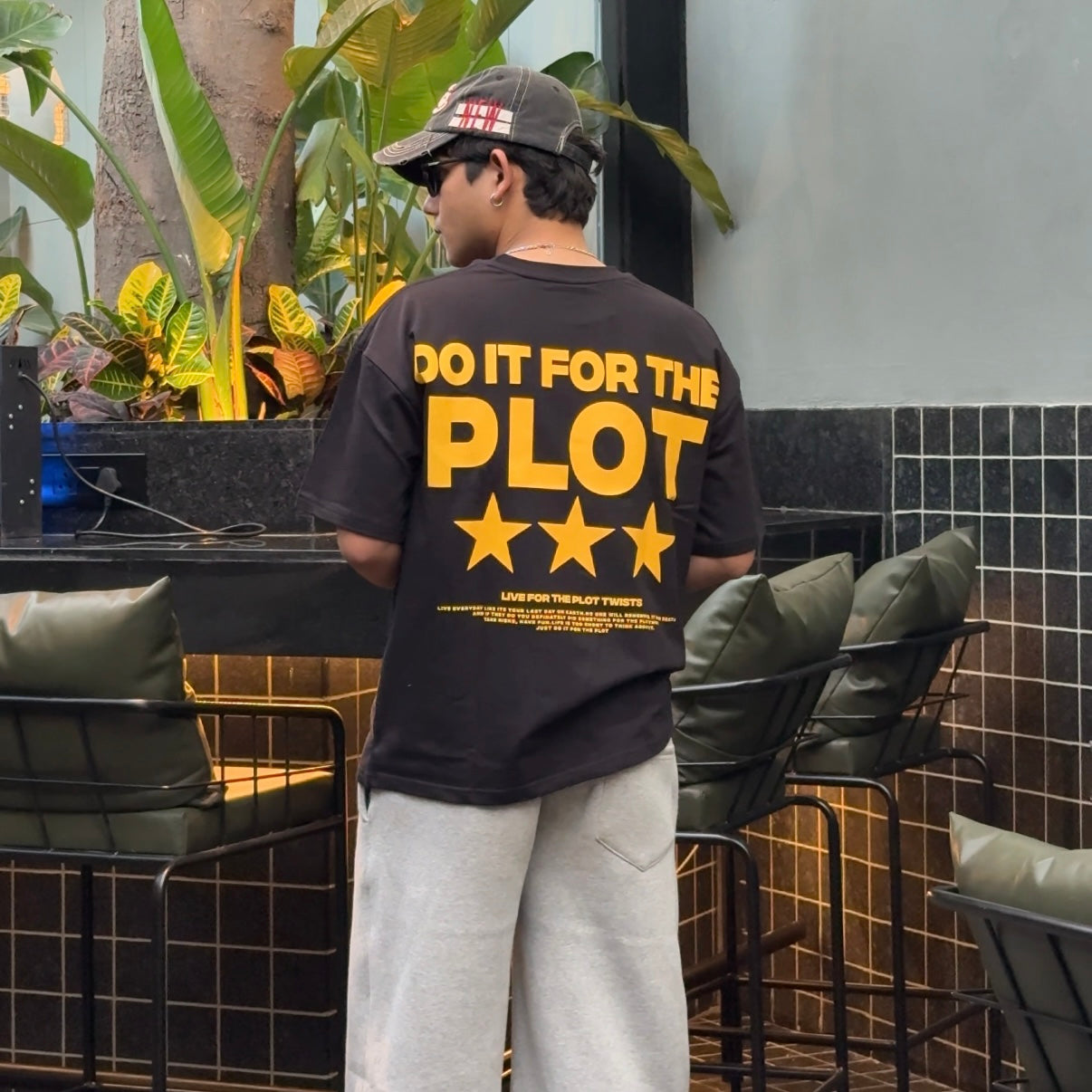 PLOT T-shirt