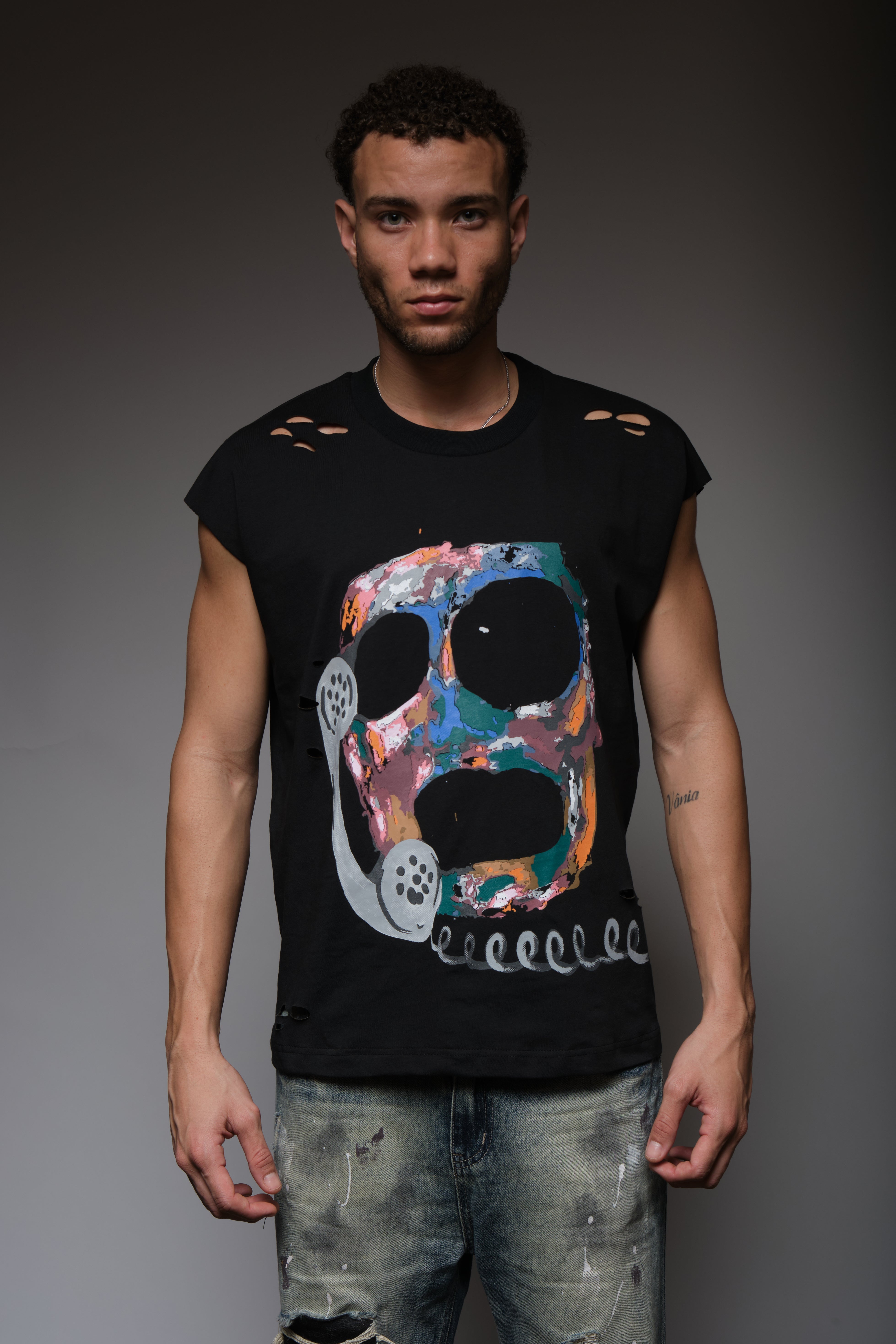 CALL YOUR DEALER DISTRESSED SLEEVELESS T BLACK, DYSTOPIA