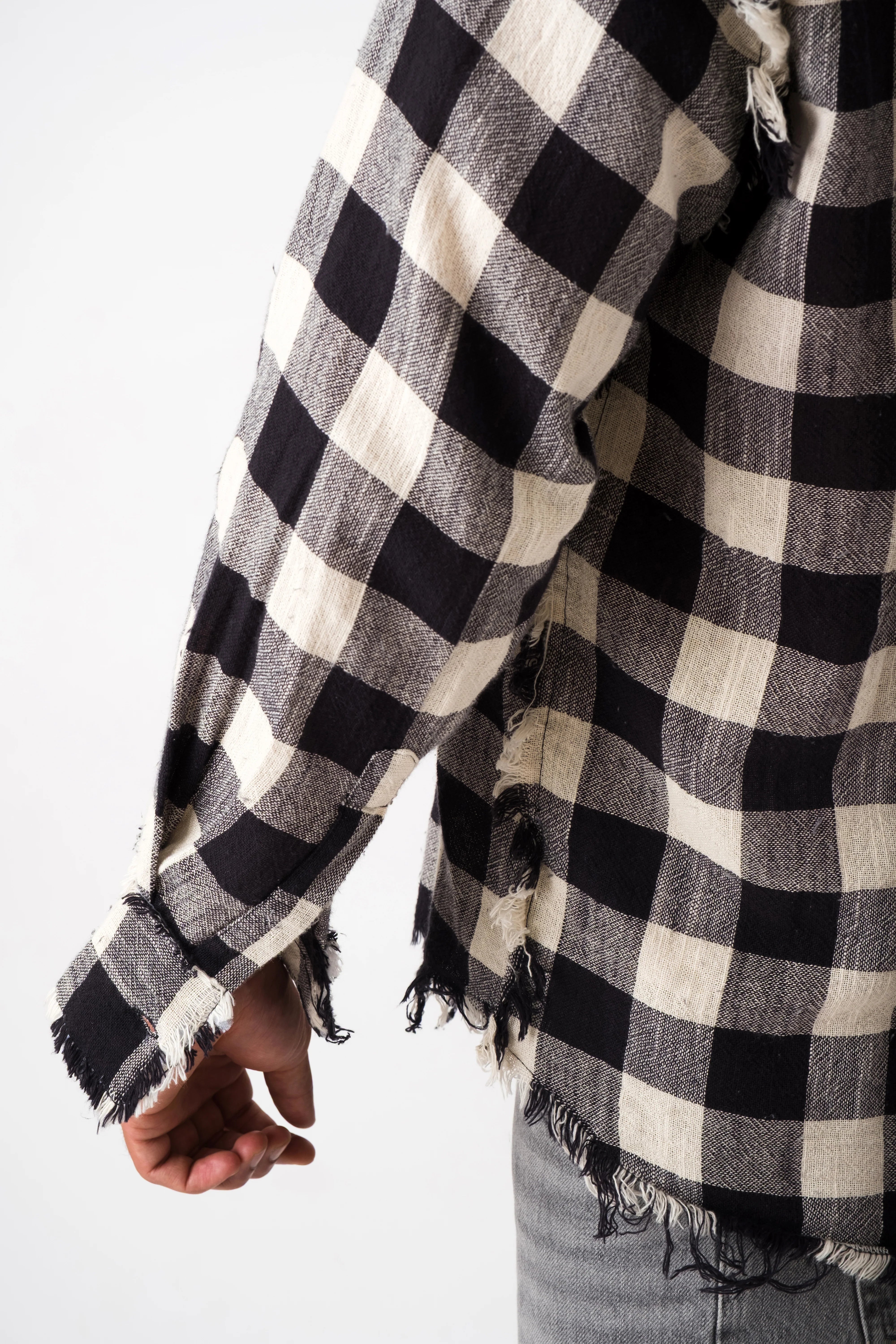 FRAYED NOIR PLAID SHIRT