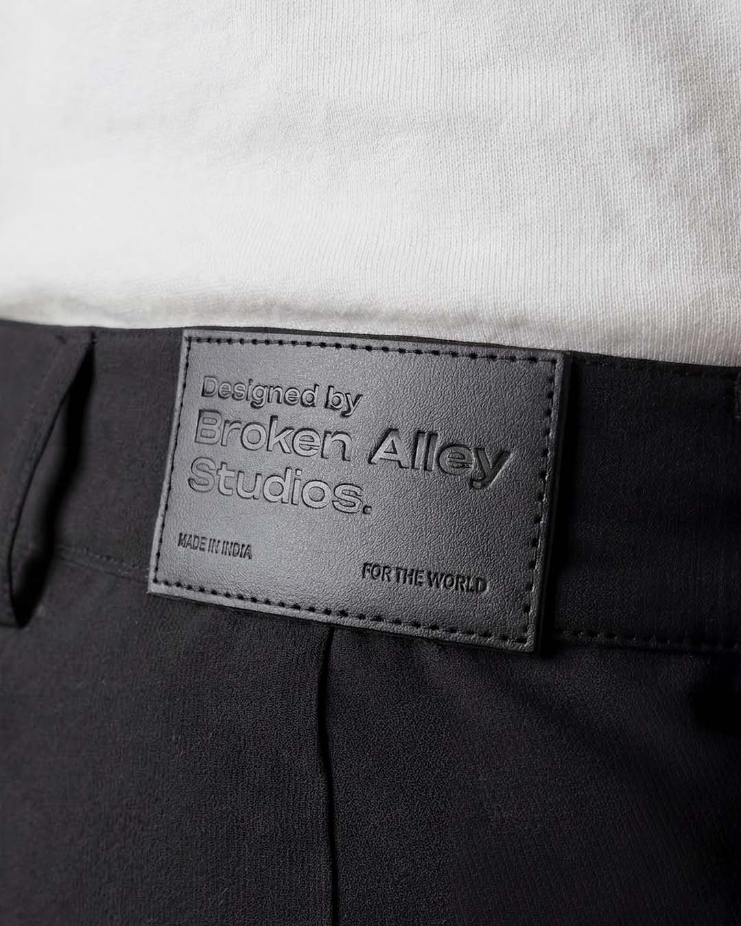FLOWING PLEATED TROUSERS