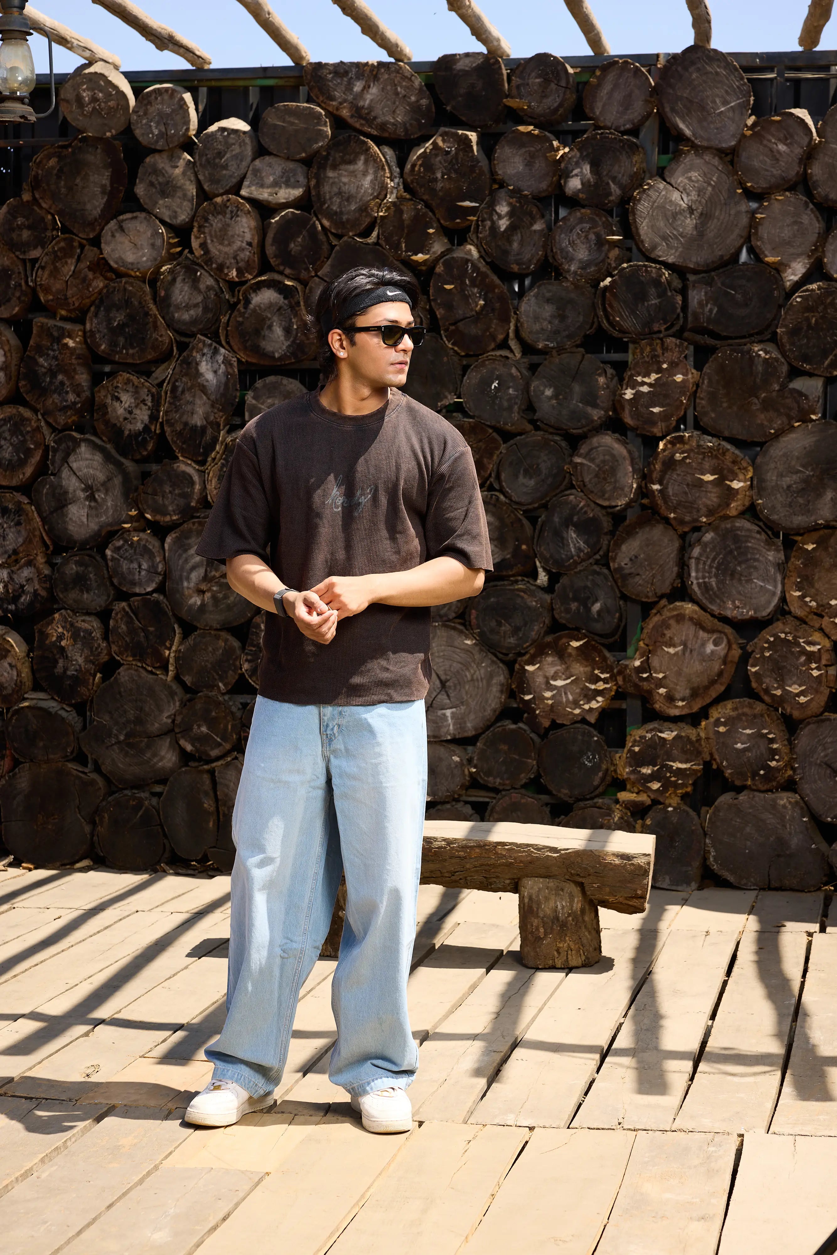 KOREDG BLACK WASHED TEE (RAW HEM)