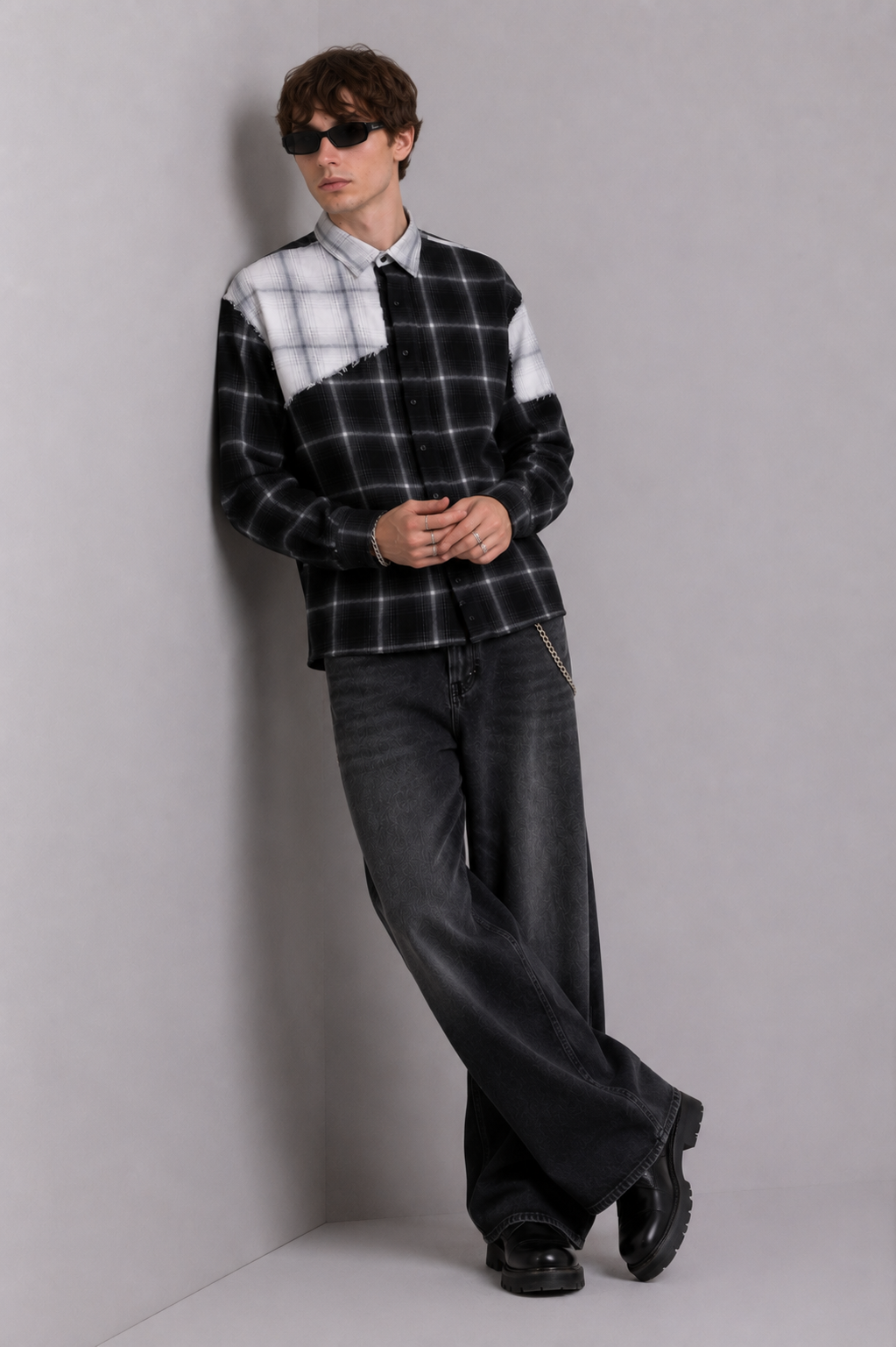 DRO In Between Flannel - Black & White
