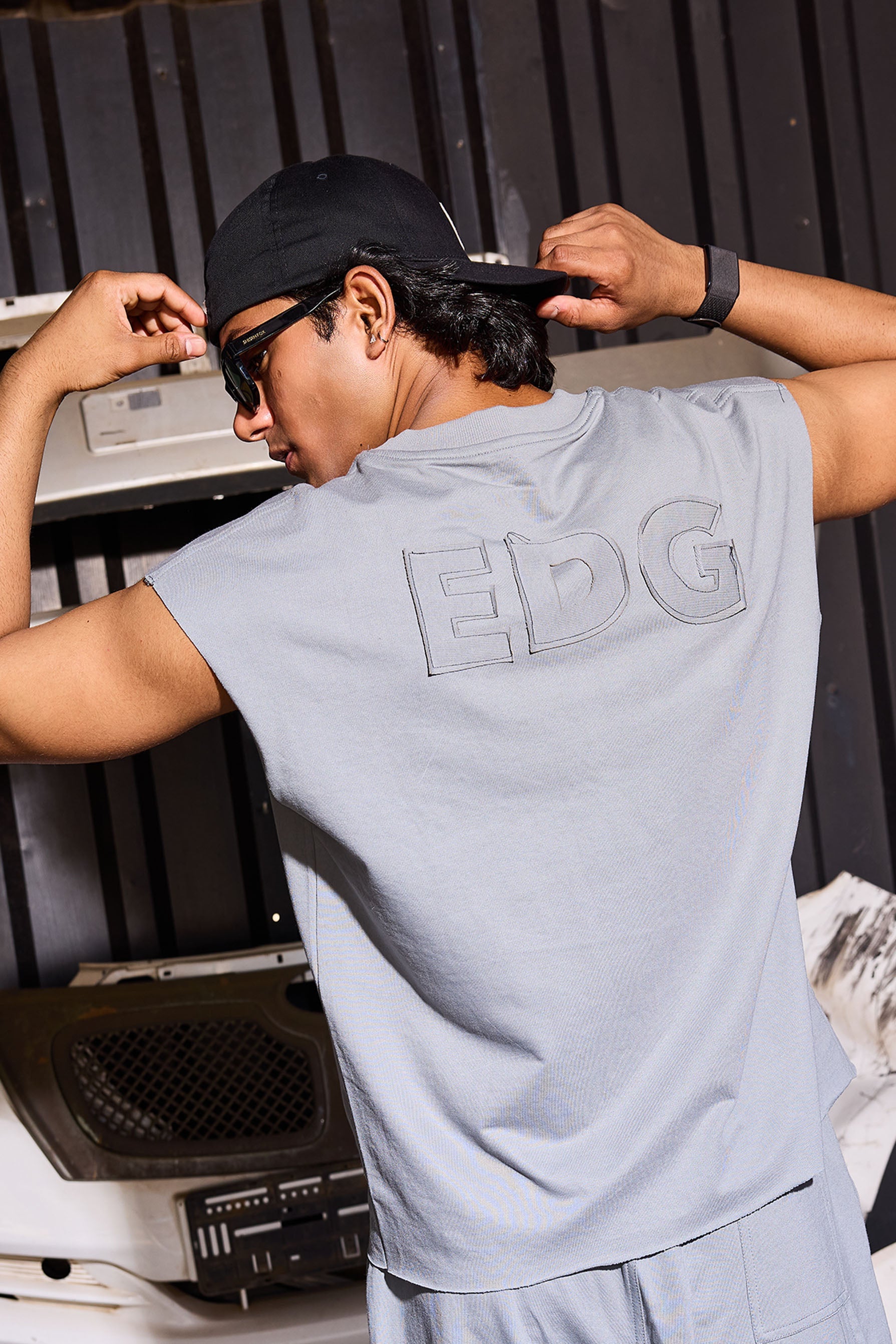 KOREDG CROP BOXY TANK - DARK GRAY