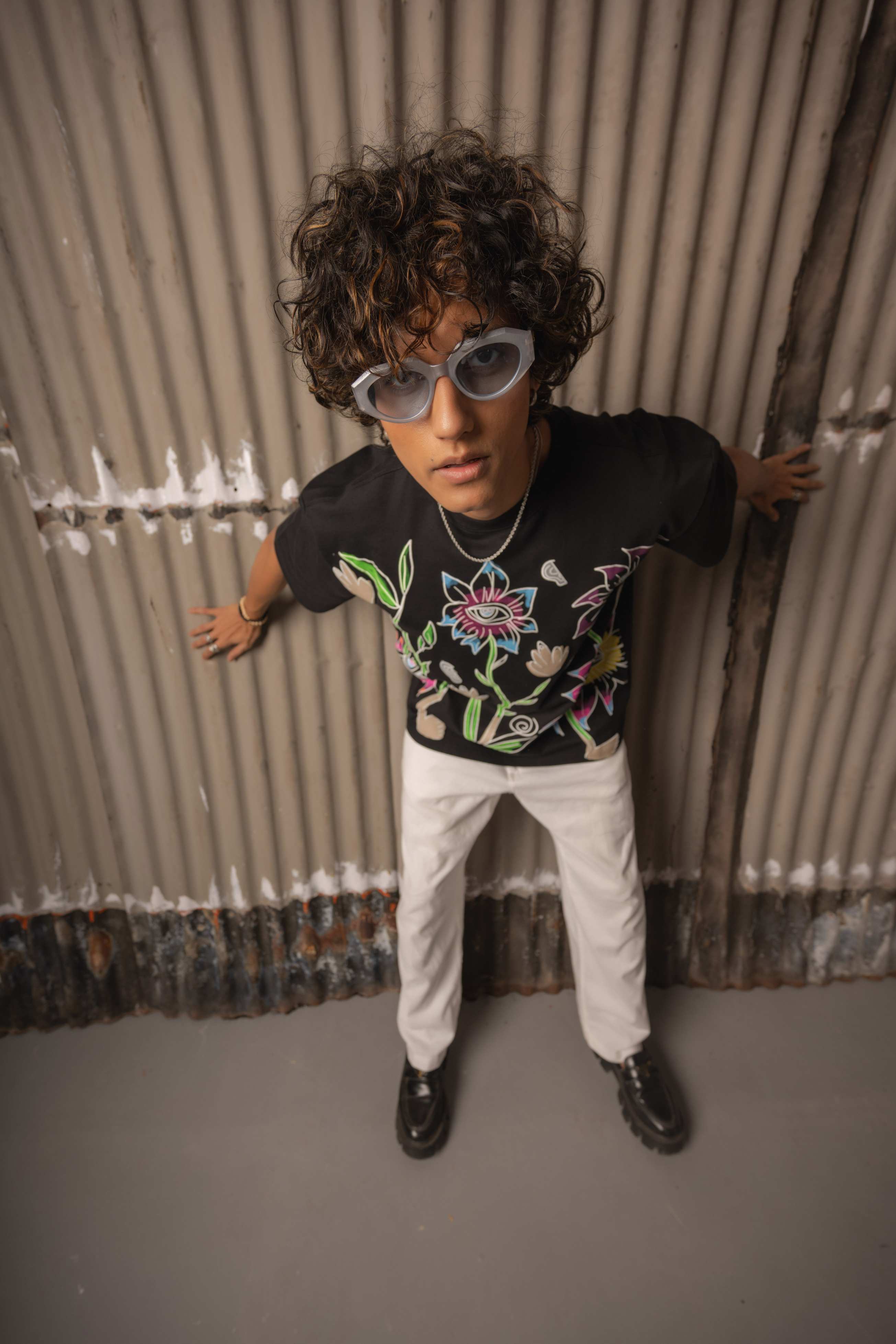 FLOWERMEN T-SHIRT
