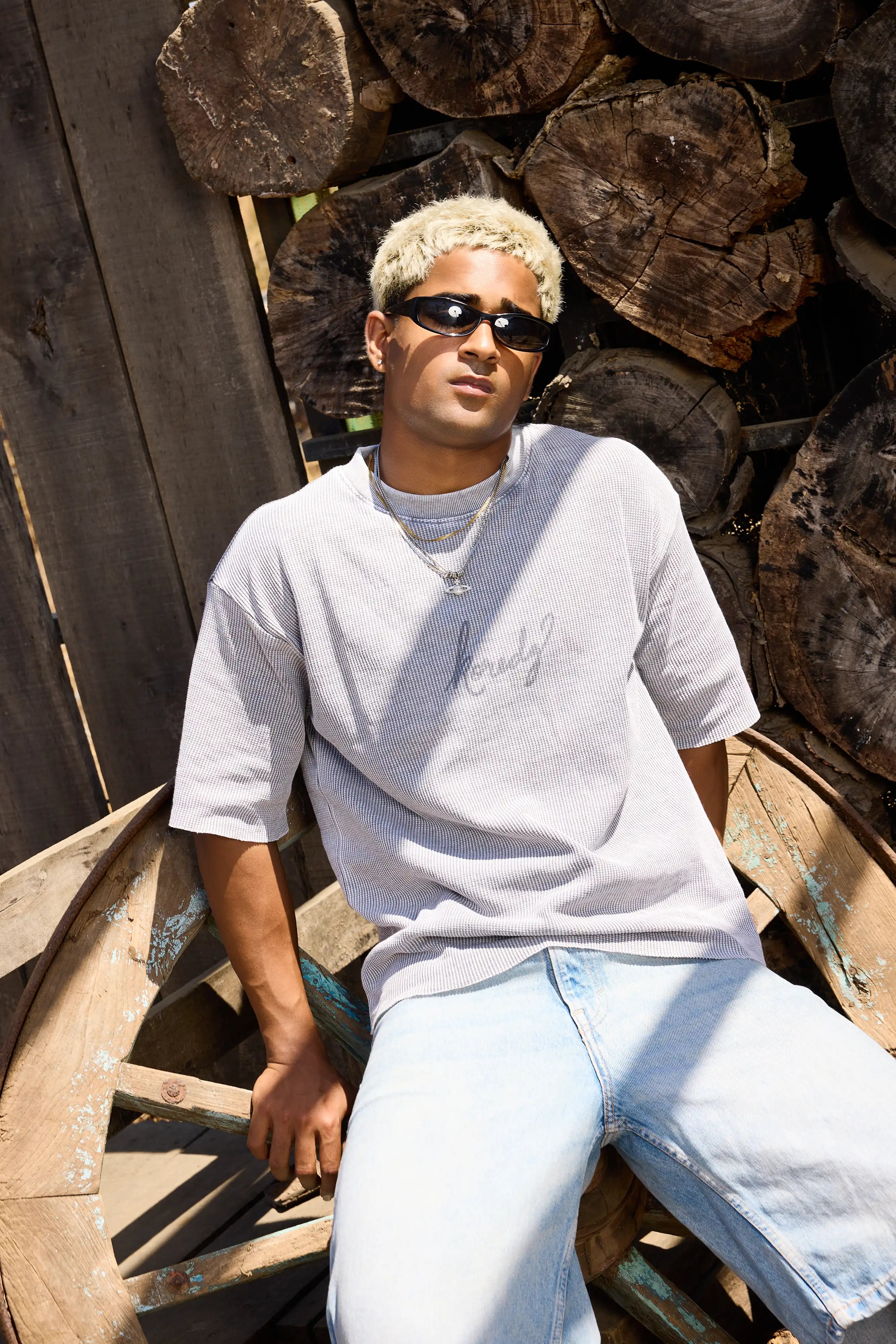 KOREDG GRAY WASHED TEE (RAW HEM)