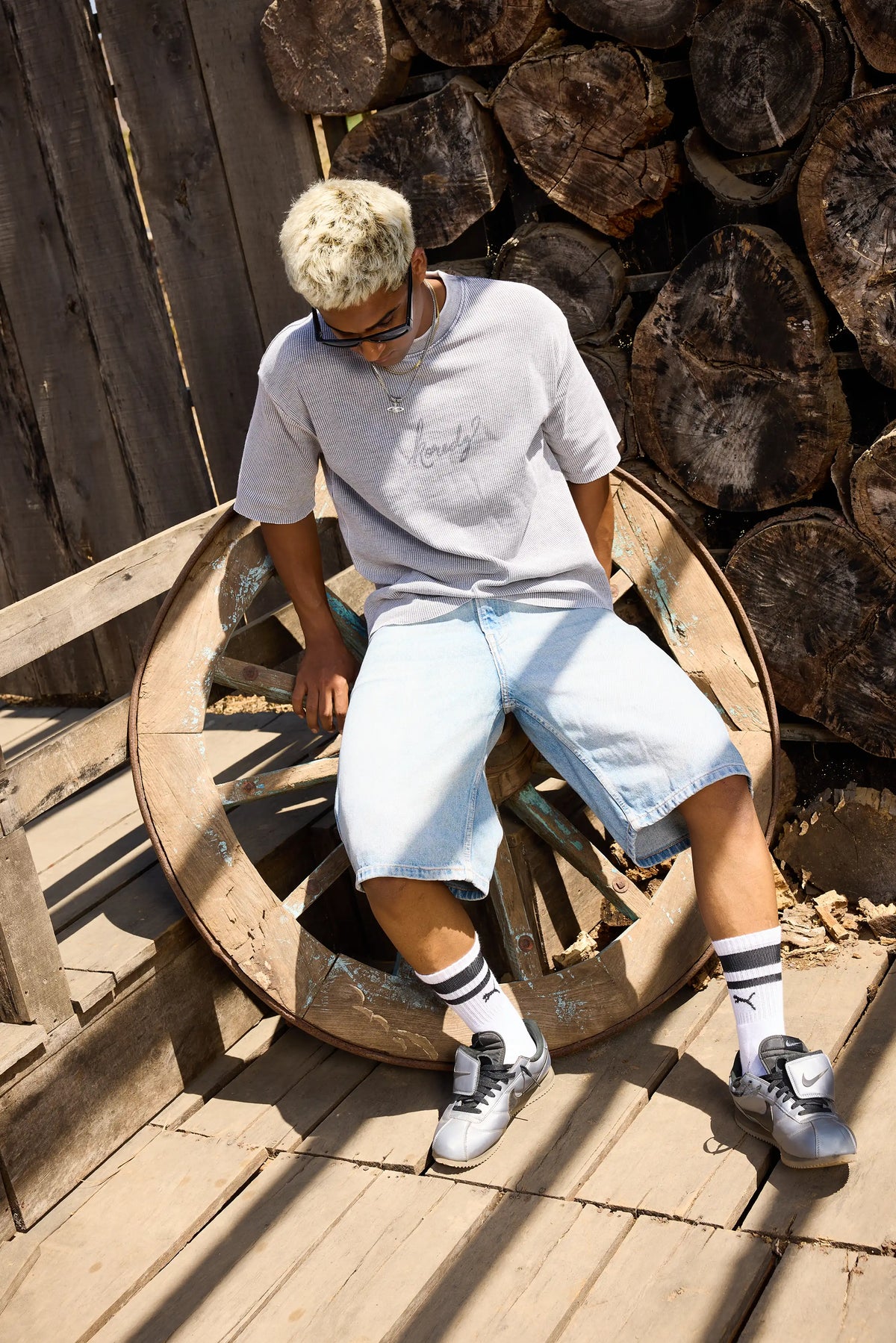 KOREDG GRAY WASHED TEE (RAW HEM)
