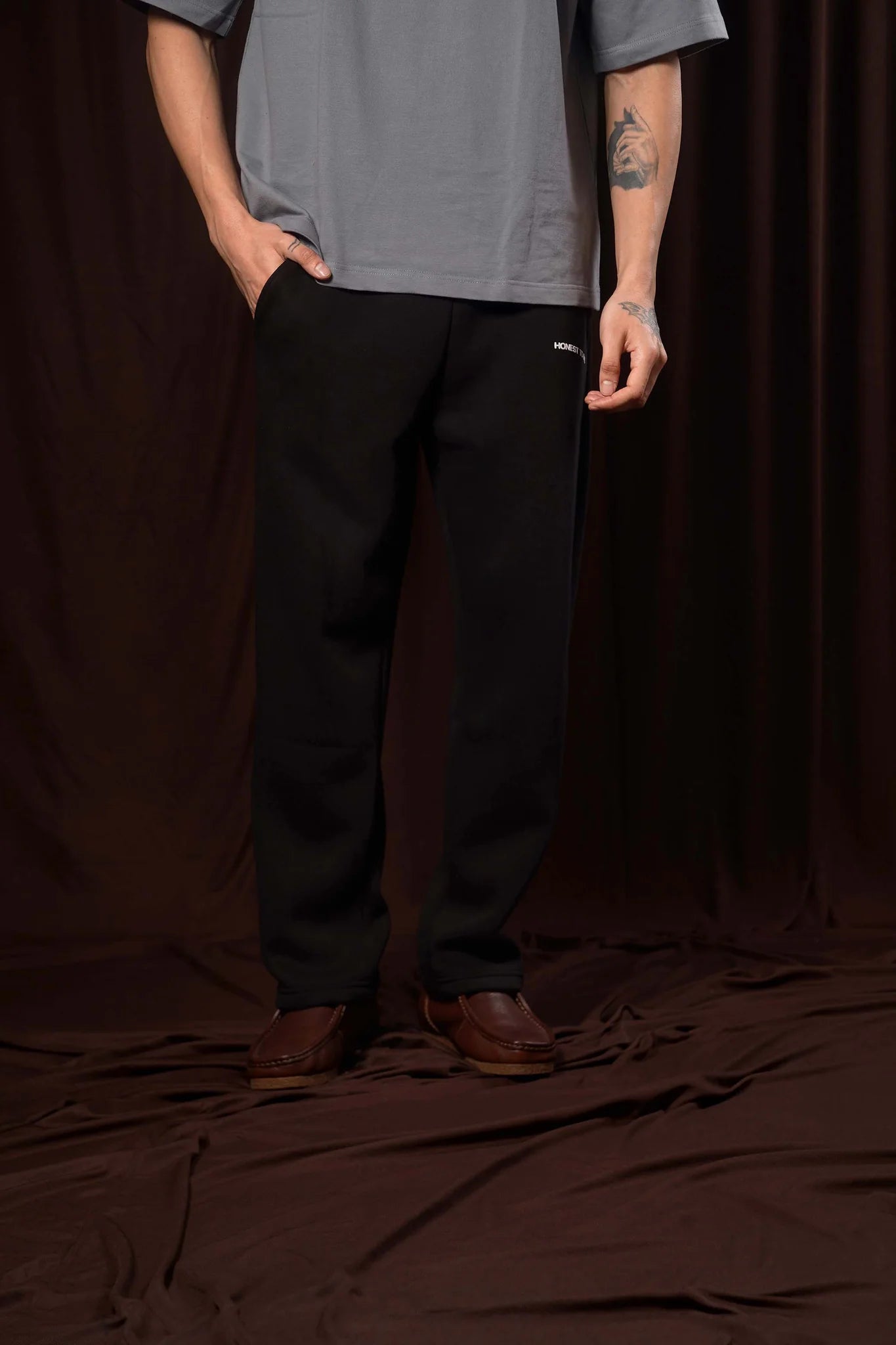 Black Straight Leg Sweatpant