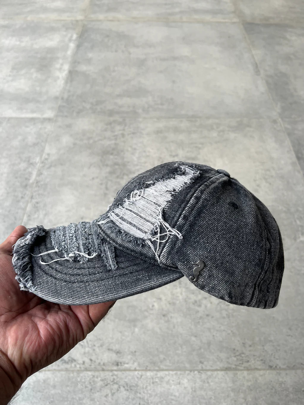 The Beast - Rustic Black