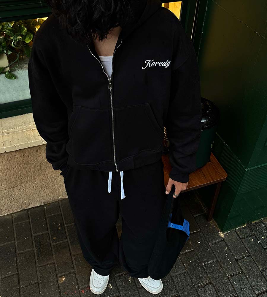 KOREDG BLACK TRACKPANT