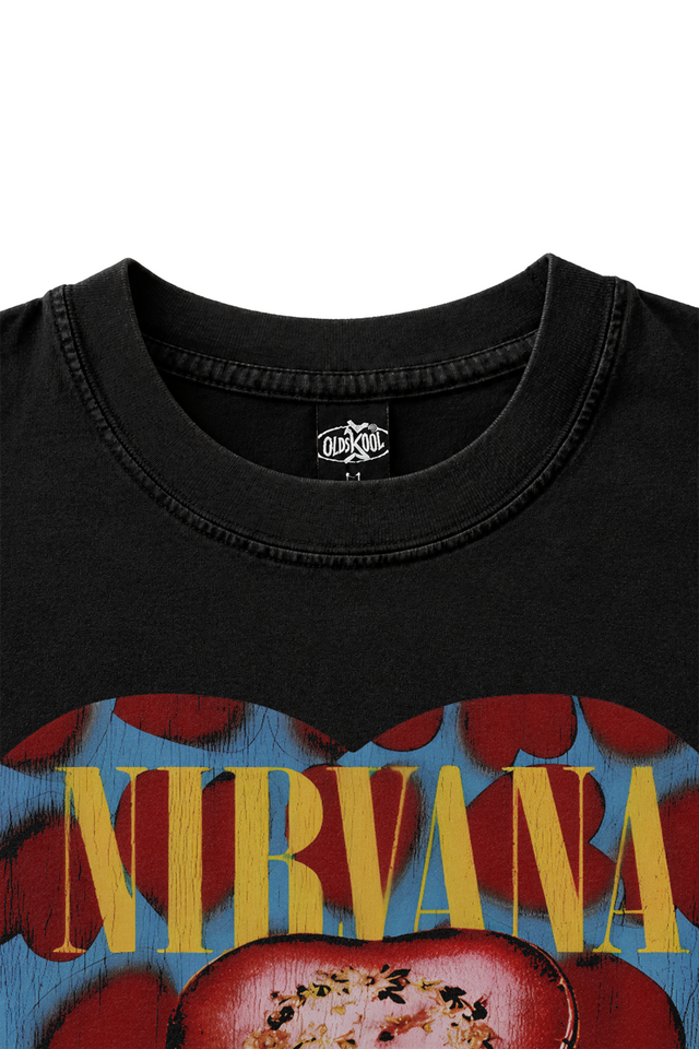 HEART SHAPED BOX GRAPHIC-T