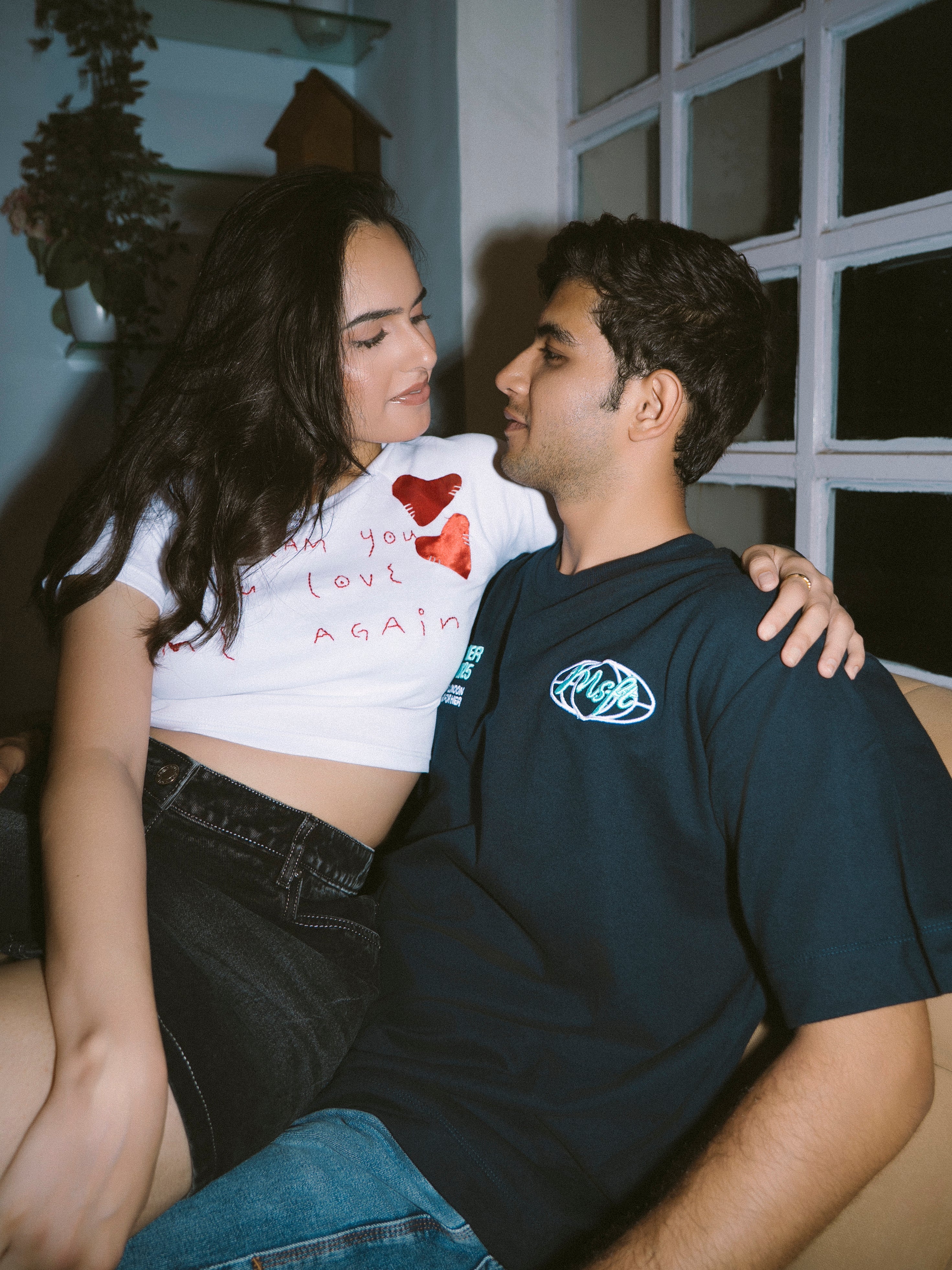 LOVE ME AGAIN TOP