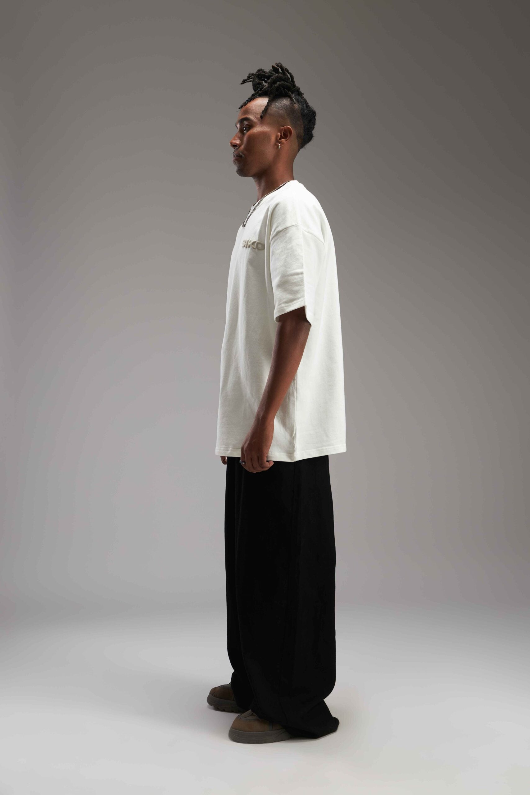 OFF WHITE BASIC OVERSIZED TEE