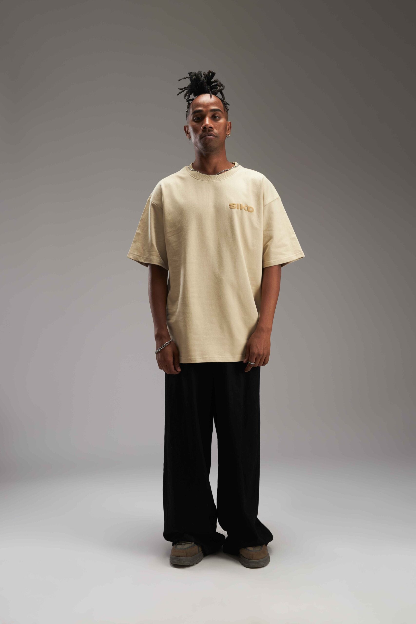BEIGE BASIC OVERSIZED TEE