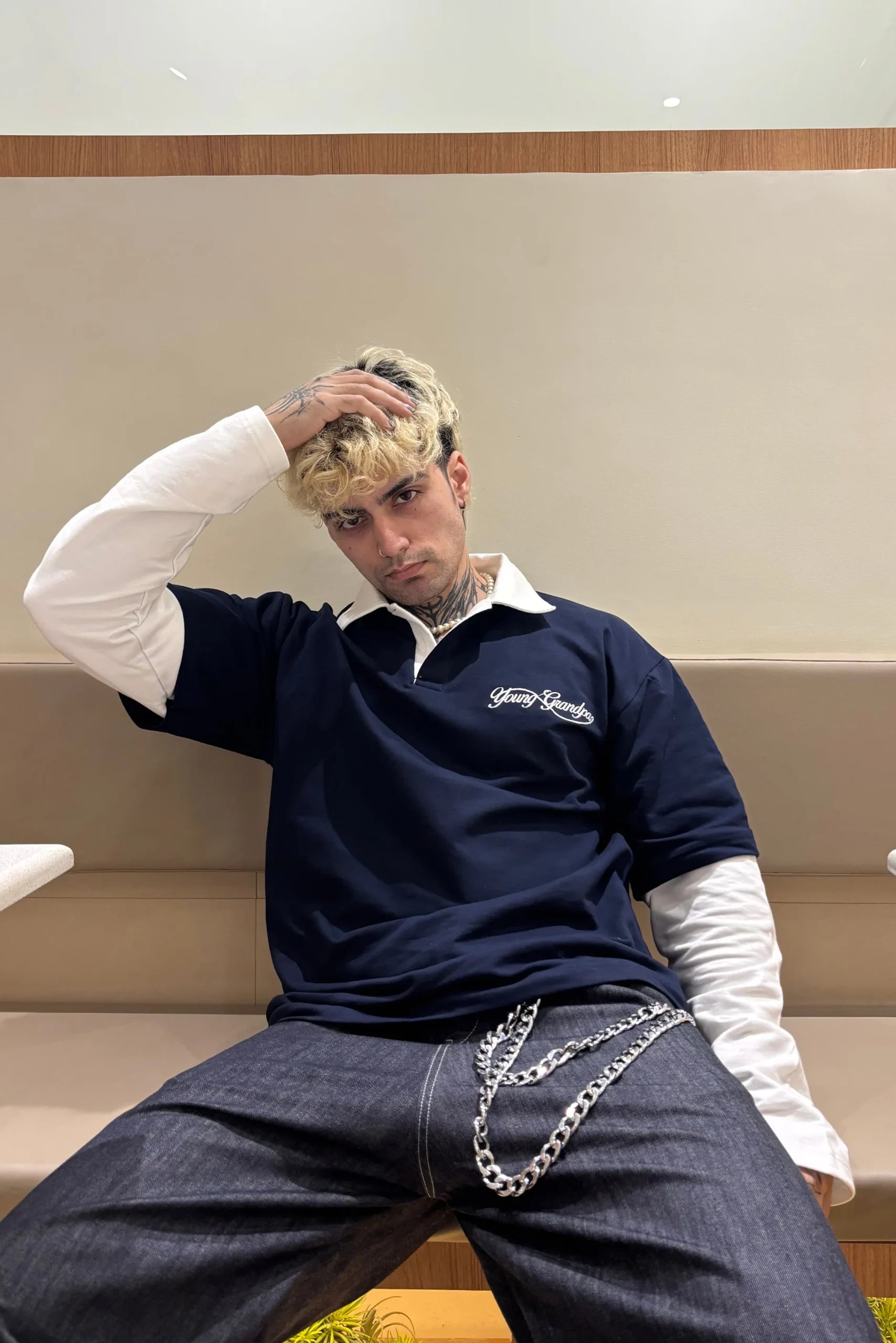 THE LONG SLEEVES DUO