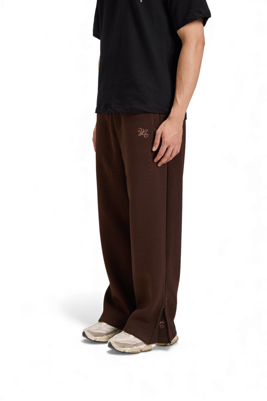 FLARED SWEATPANTS - MOCHA
