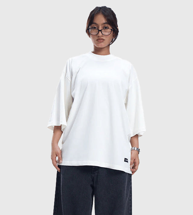 KOREDG BASICS IN OFF-WHITE