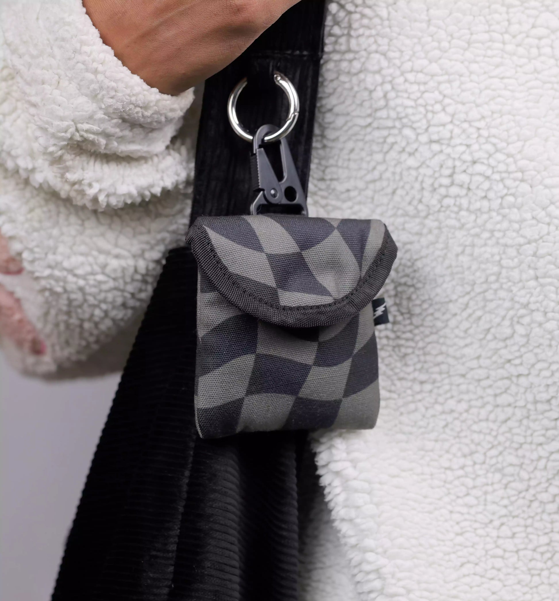 Clip-On Earpod Pouch - Grey