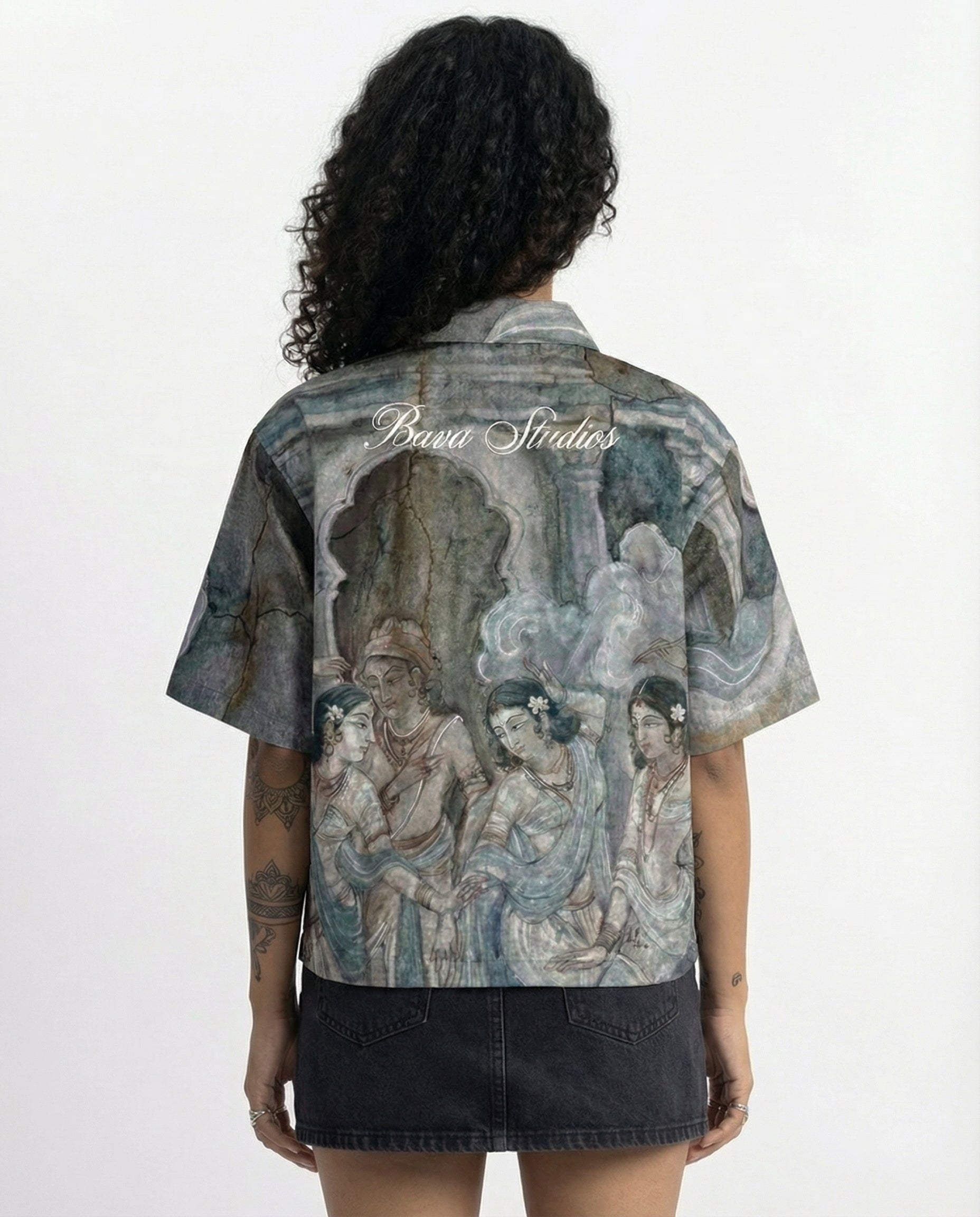 PRE ORDER - Leela Oversize Shirt (Boxy Fit)
