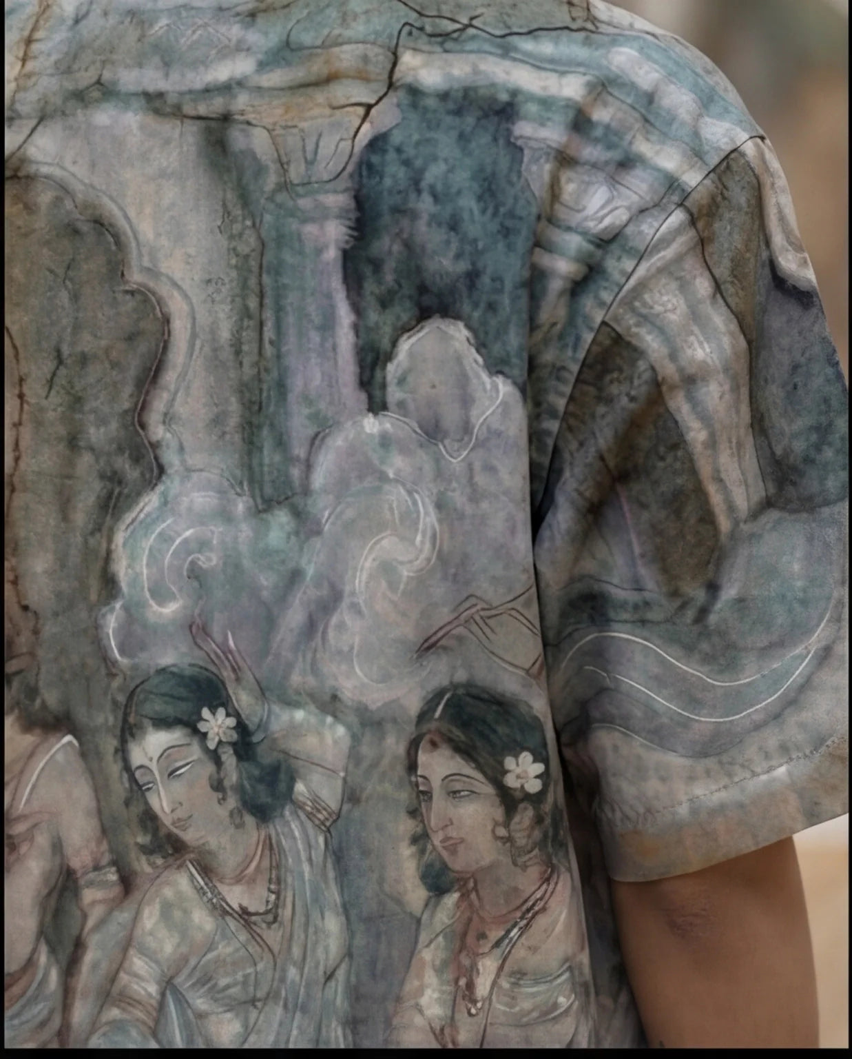 PRE ORDER - Leela Oversize Shirt (Boxy Fit)