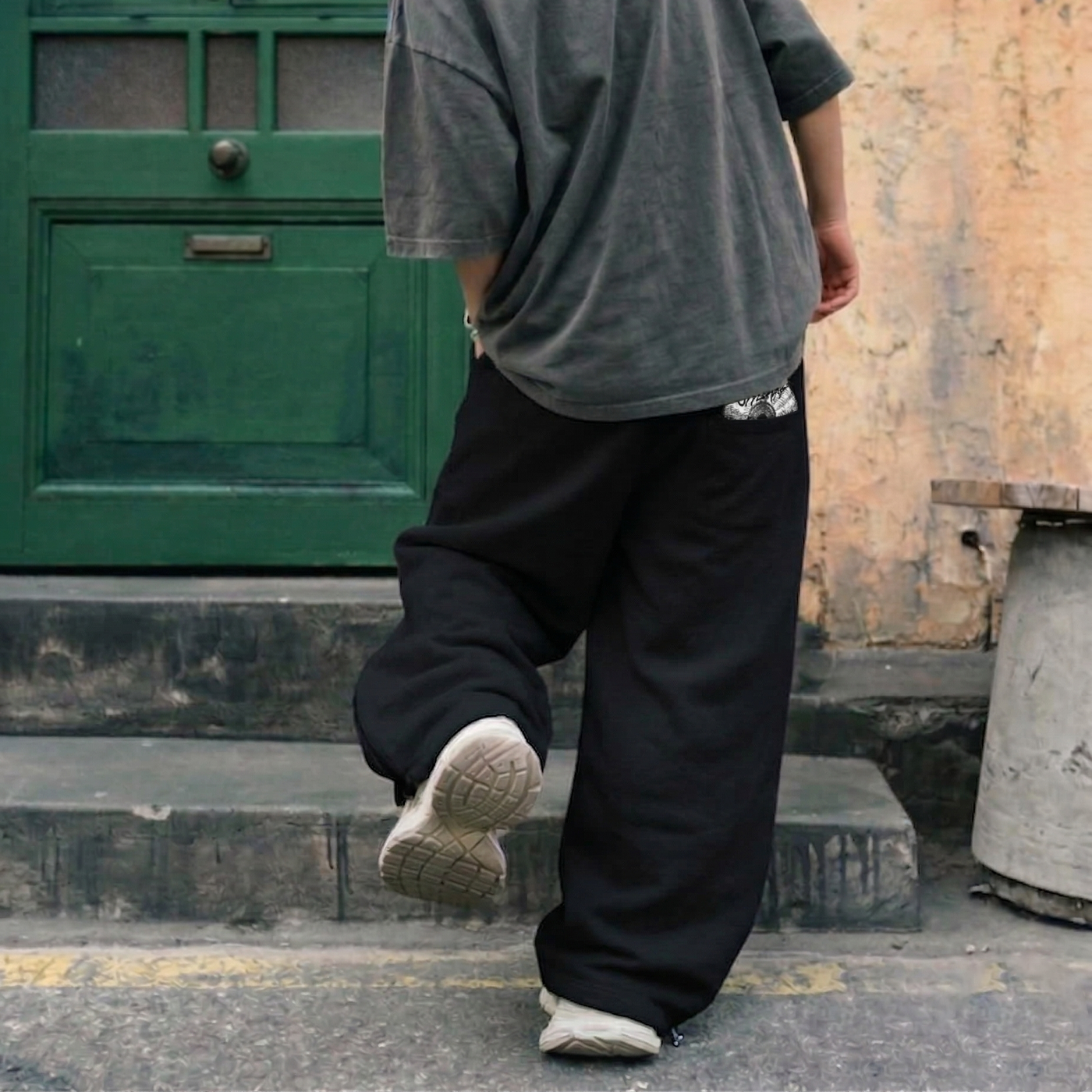 Record Baggy Black Sweatpants