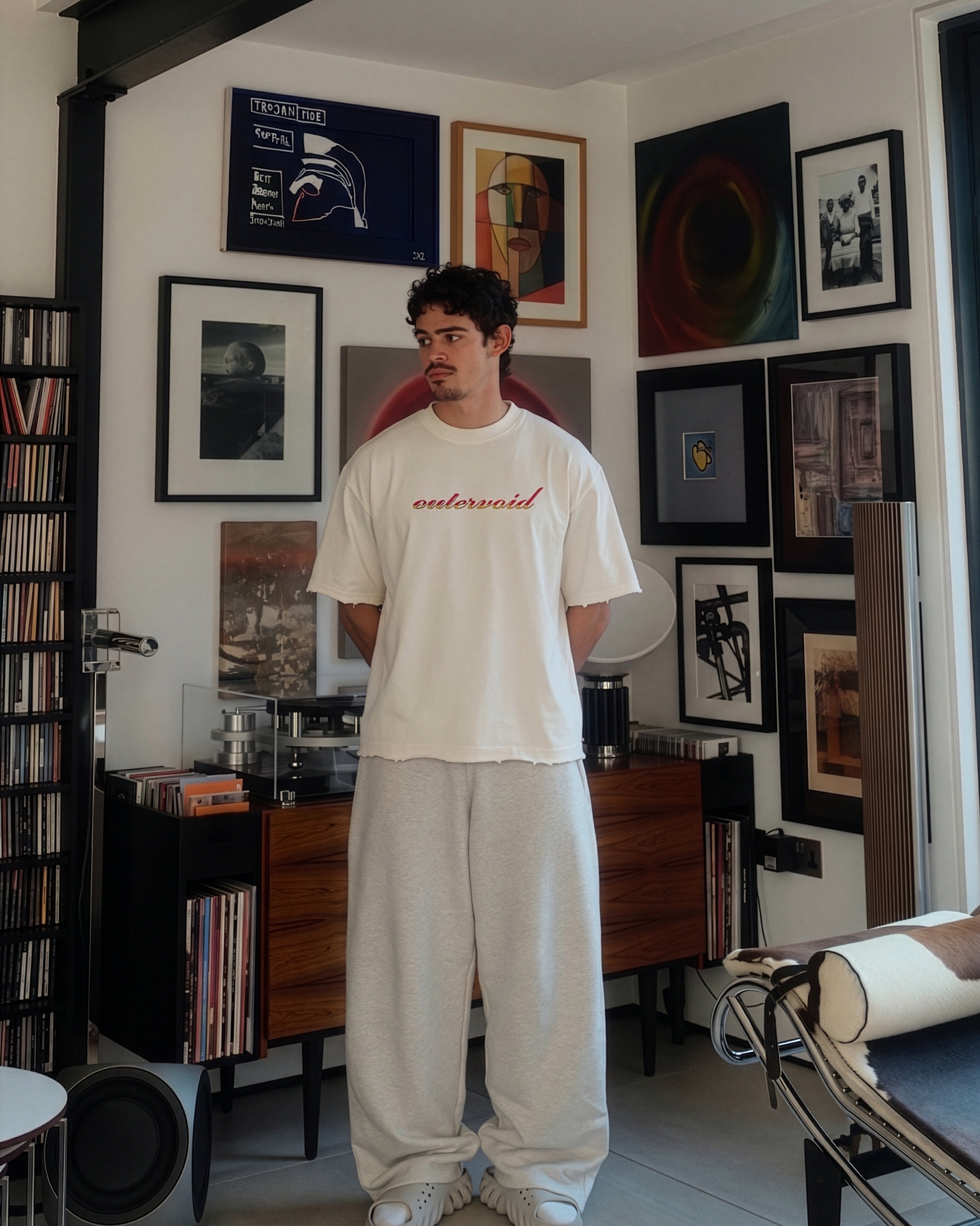 Queen of Hearts Tee